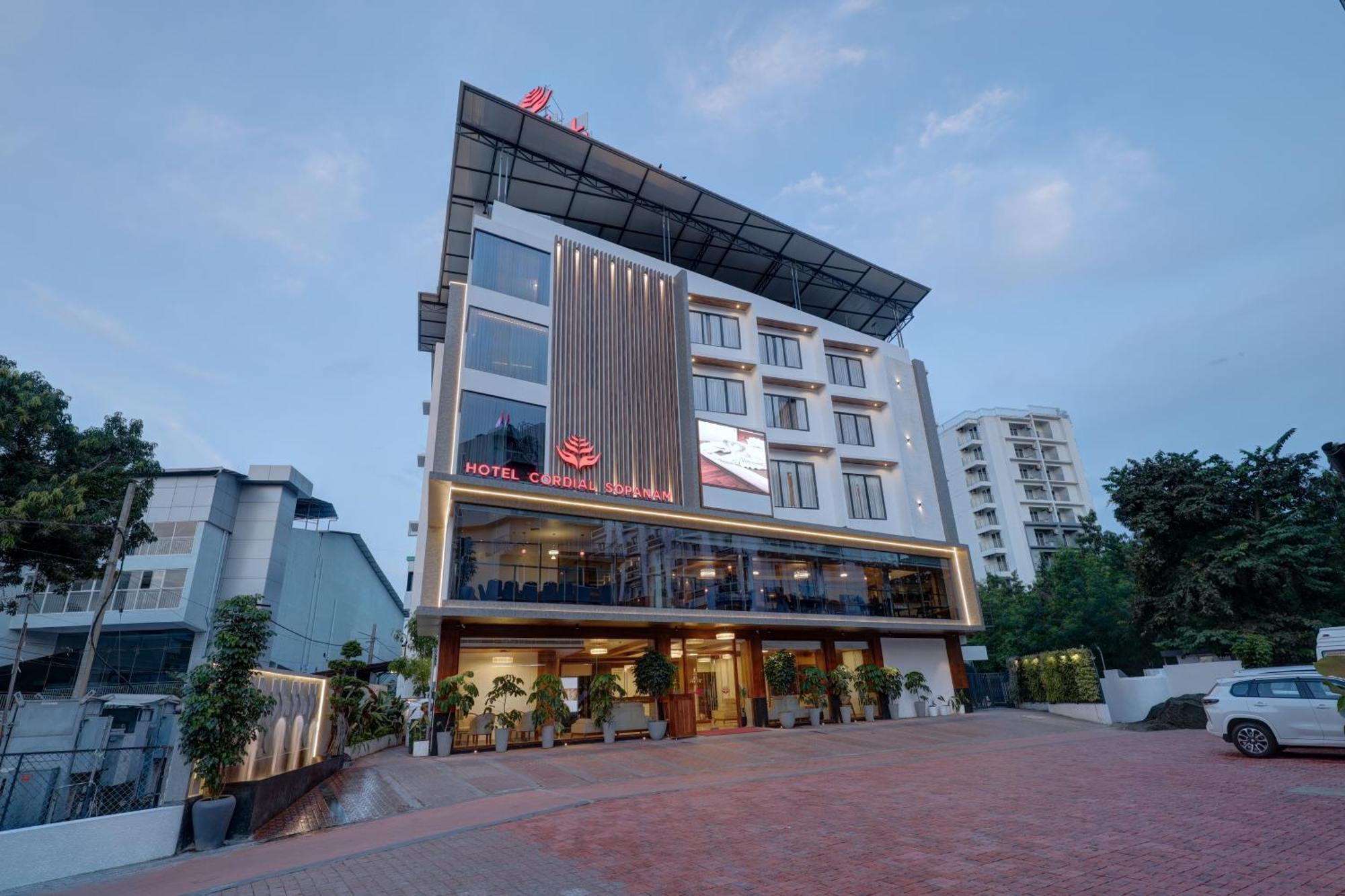 Hotel Cordial Sopanam 特里凡得琅 外观 照片